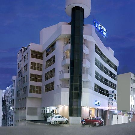 Central Beacon Hotel Сурат Екстериор снимка